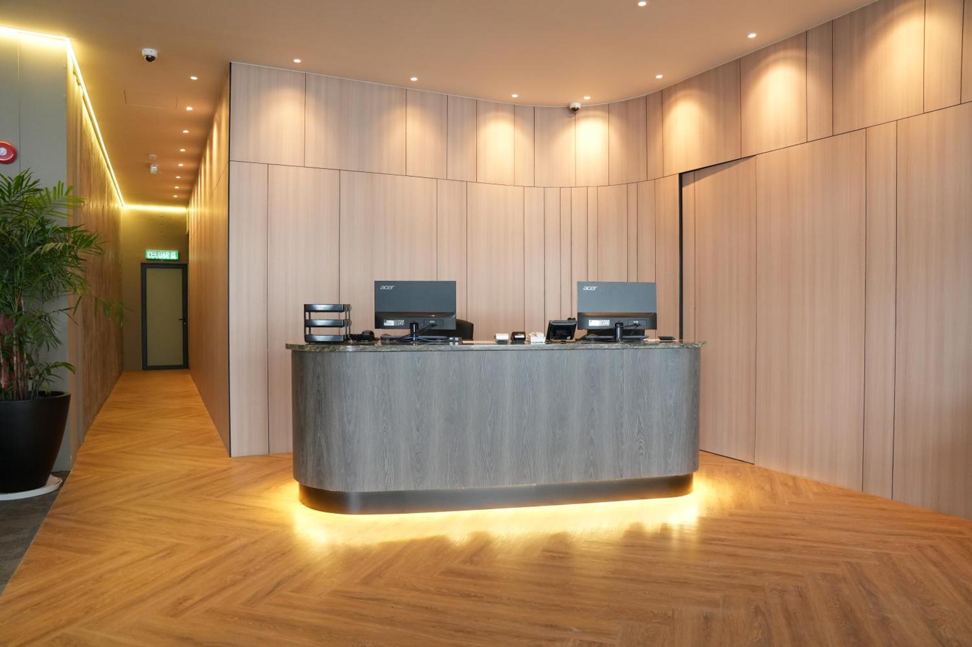 קוצ'ינג Roxy Hotel Aiman מראה חיצוני תמונה